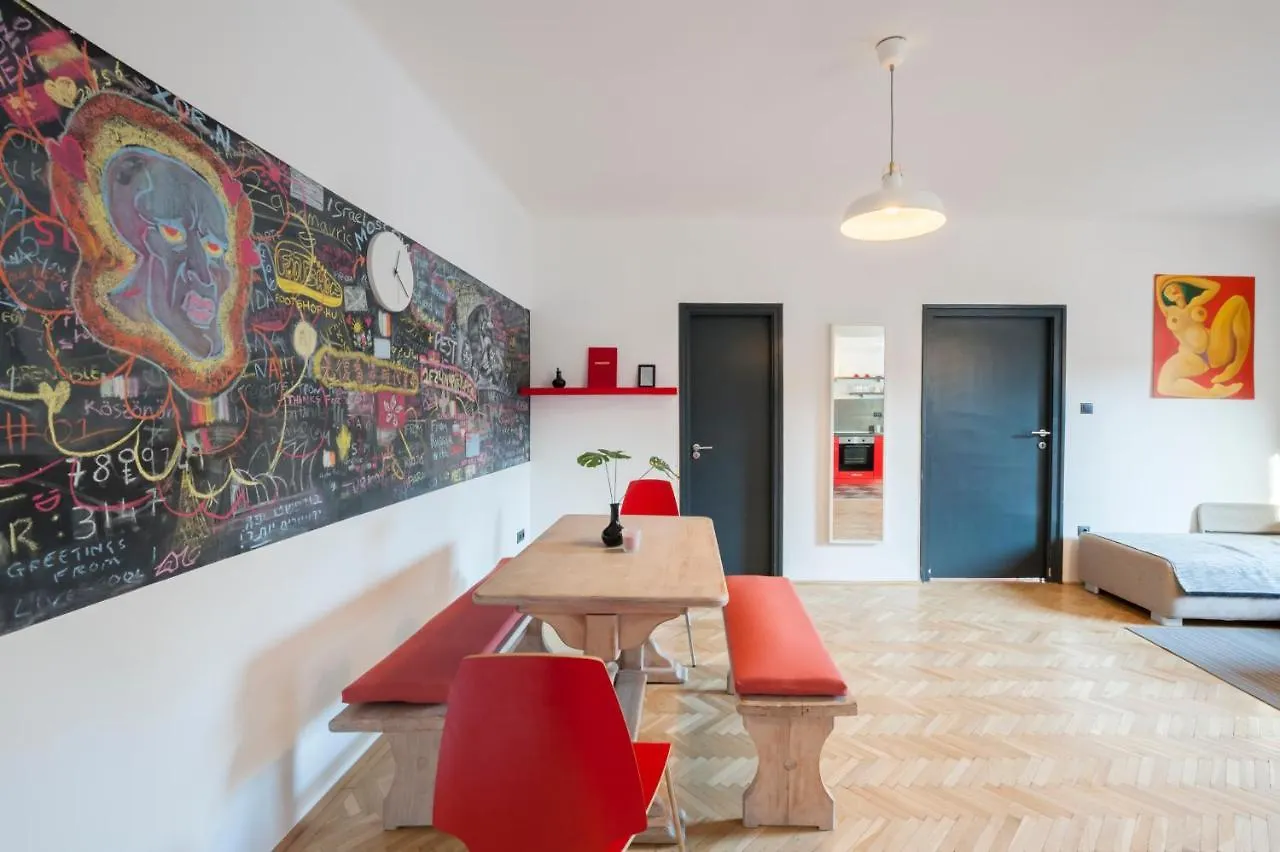 New Design Apartment By Gozsdu Court Budapest Hungría