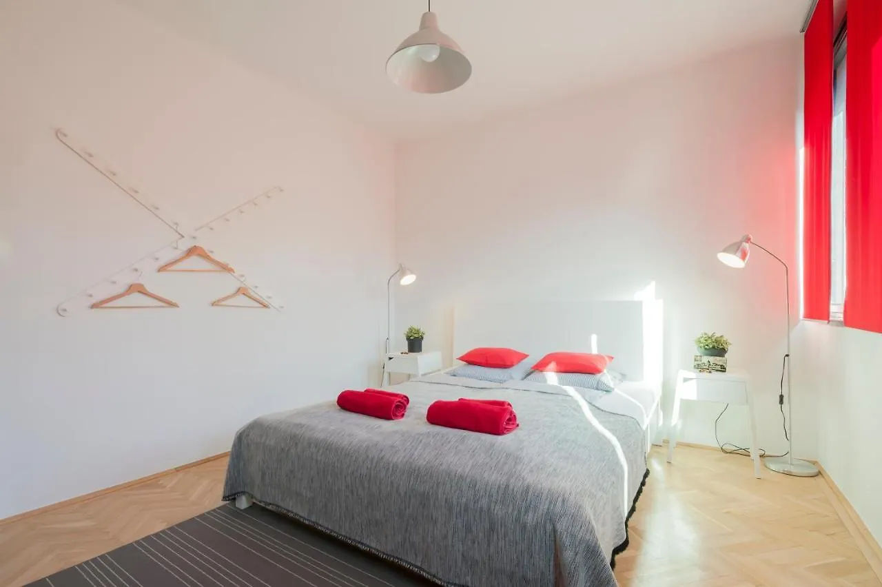 New Design Apartment By Gozsdu Court Budapest